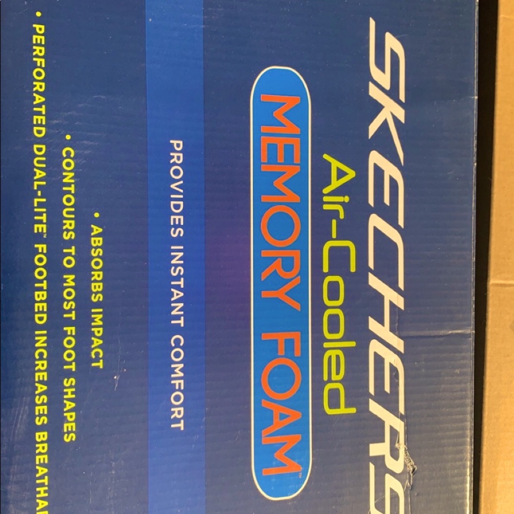 sketchers tennis shoes